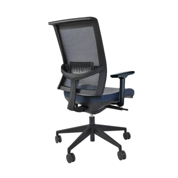 Easy-to-clean and maintain office chair on wheels, ideal for busy workspaces.