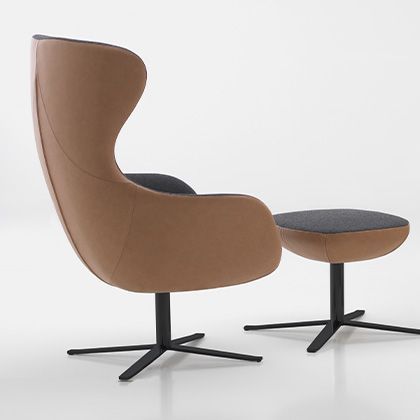 Experience the allure of our egg-shaped lounge chair, a fusion of style and relaxation.