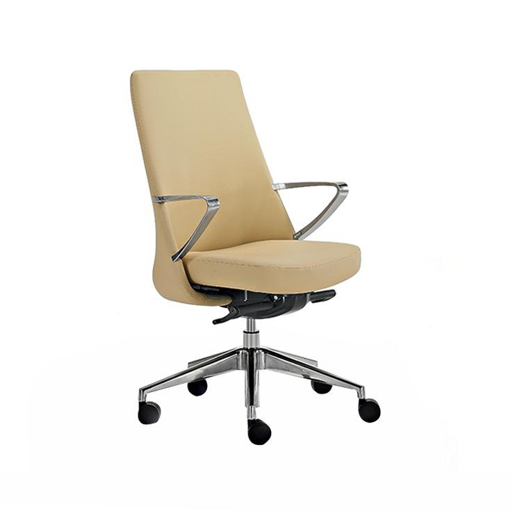 Meeting chair with A multilock mechanism allows users to adjust the chair's recline and lock it in place for added comfort
