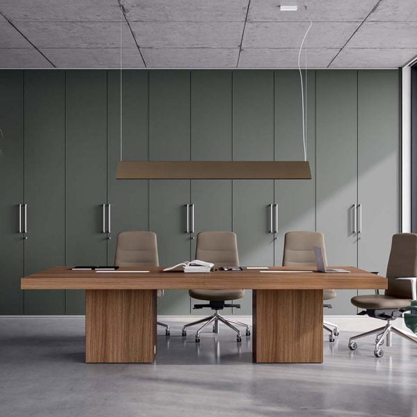 Unleash the essence of elegance and prestige in your meetings with this long meeting table, adorned with a substantial tabletop that radiates sophisti