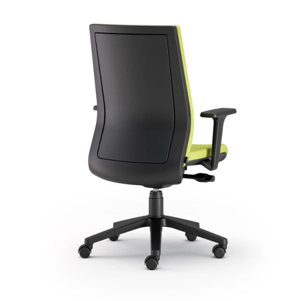 office chair equipped with swivel wheels.